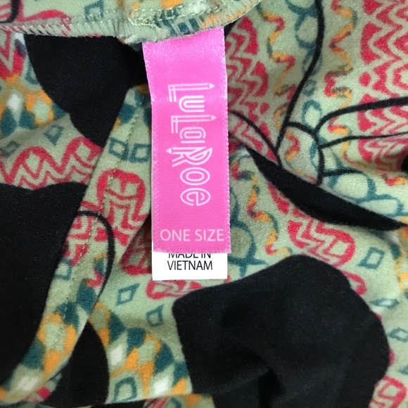 Lularoe Disney OS Womens One Size Leggings Minnie Mouse Green Red Black - Picture 4 of 7